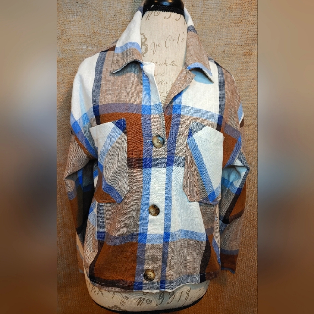 Ashley By 26 International Women's Cropped Flannel Brown/Cream/Blue Size M NWT